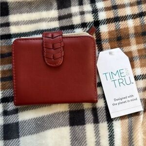 Women’s Small Maroon Wallet